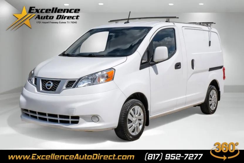 2021 Nissan NV200 SV photo 1