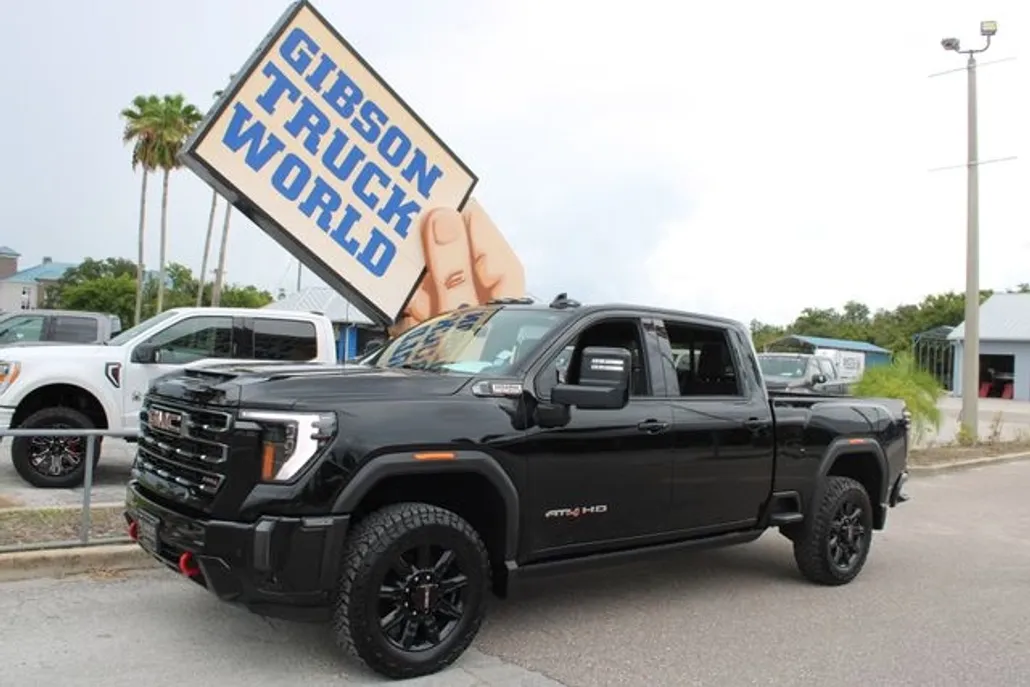 2024 Gmc Sierra HD AT4 photo 1