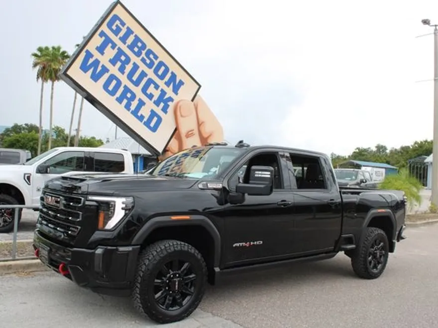 2024 Gmc Sierra HD AT4 photo 1