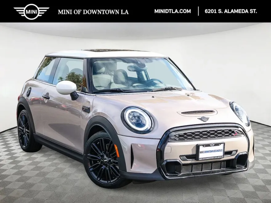2023 Mini Cooper Hardtop S photo 1