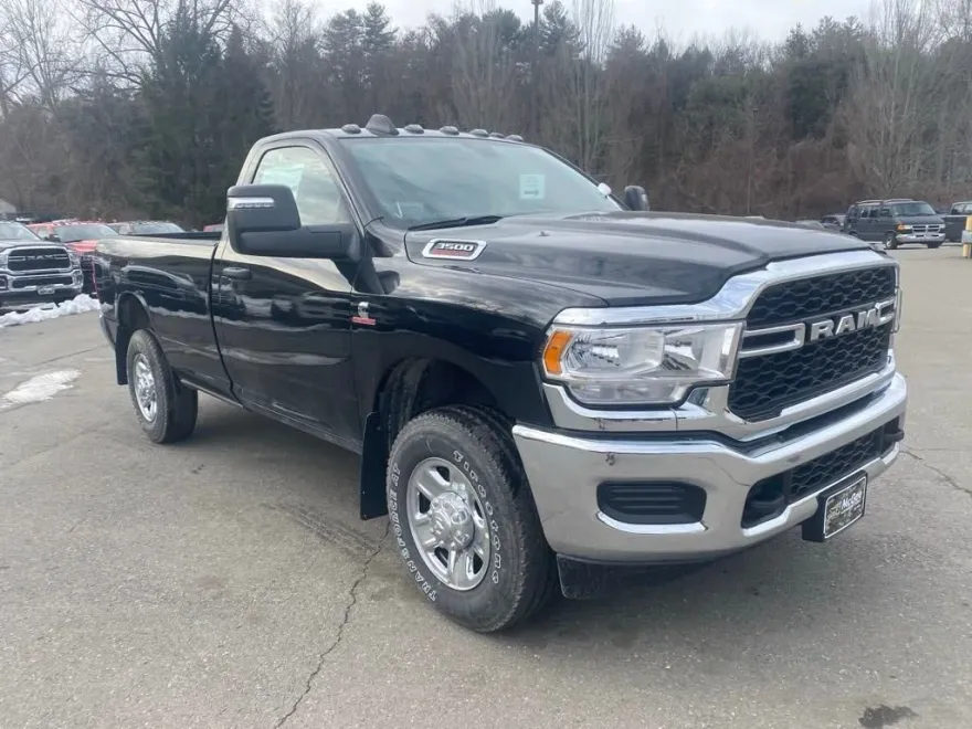2024 Ram 3500 Tradesman photo 1