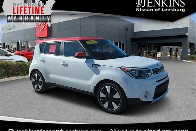 2017 Kia Soul Plus photo 1