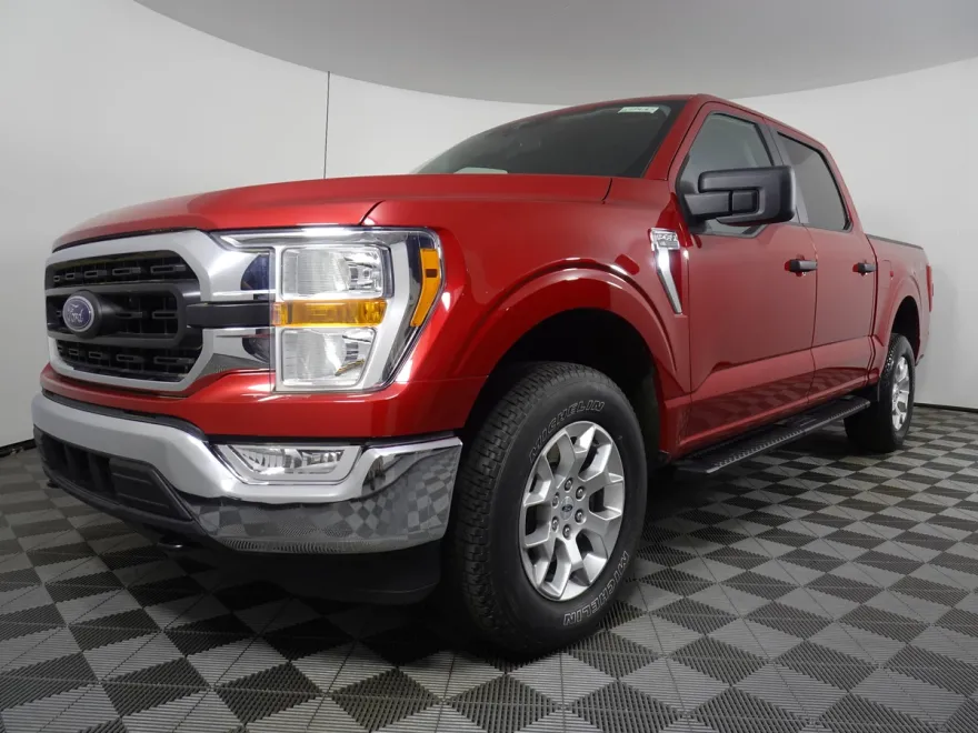 2021 Ford F-150 XLT photo 1