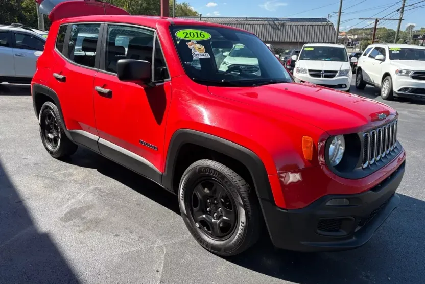 2016 Jeep Renegade Sport photo 1