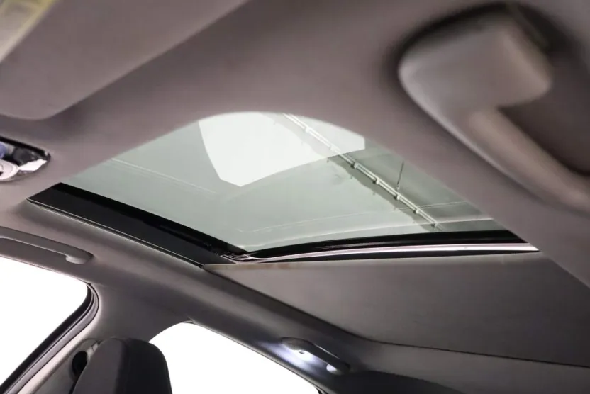 2021 Hyundai Sonata SEL photo 1
