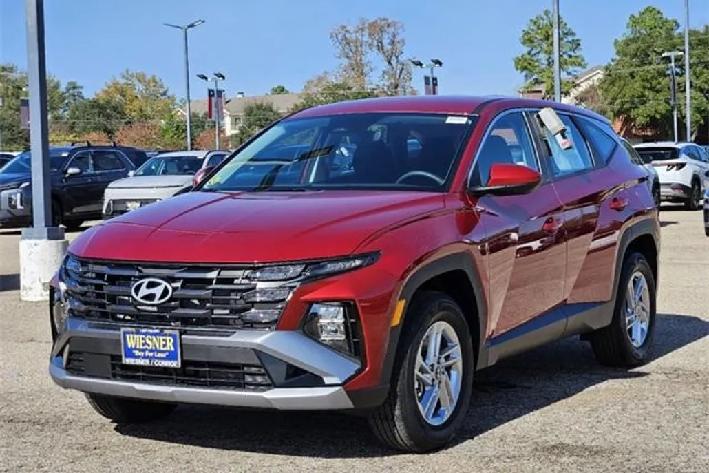 2025 Hyundai Tucson SE photo 1