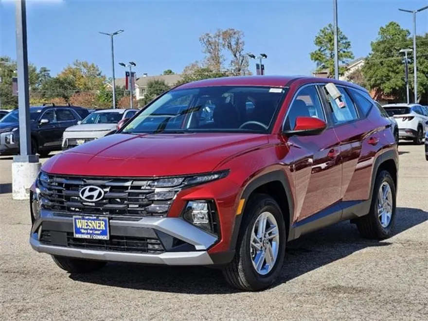 2025 Hyundai Tucson SE photo 1