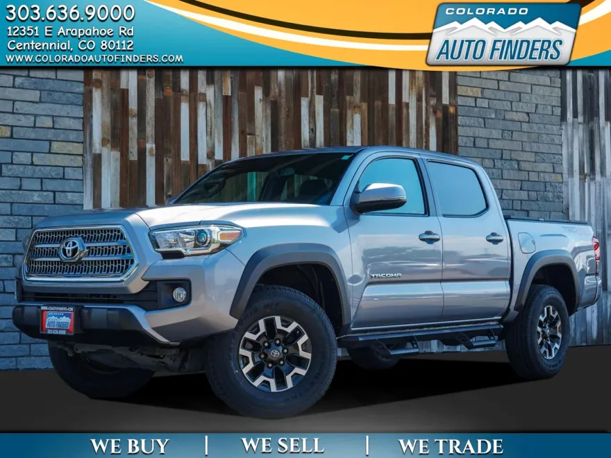 2017 Toyota Tacoma TRD photo 1