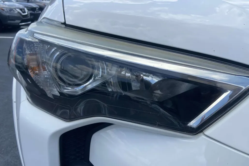 2016 Toyota 4Runner SR5 Premium photo 1