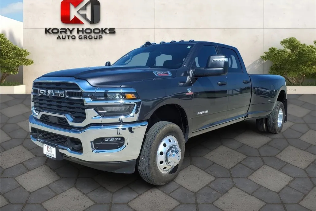 2025 Ram 3500 Lone Star photo 1