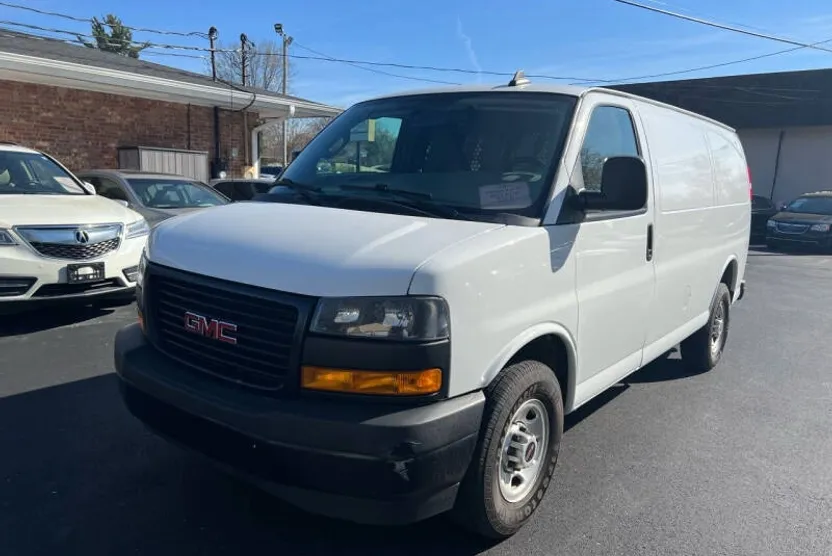 2019 Gmc Savana 2500 Cargo photo 1