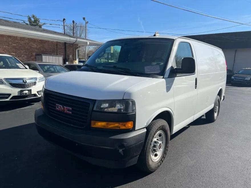 2019 Gmc Savana 2500 Cargo photo 1