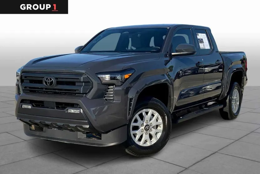 2024 Toyota Tacoma SR5 photo 1