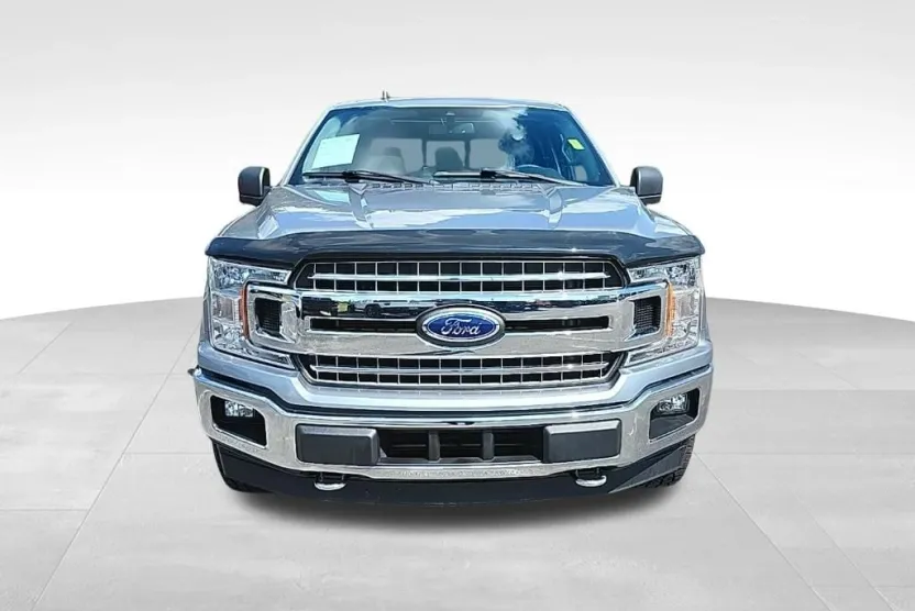 2020 Ford F-150 XLT photo 1