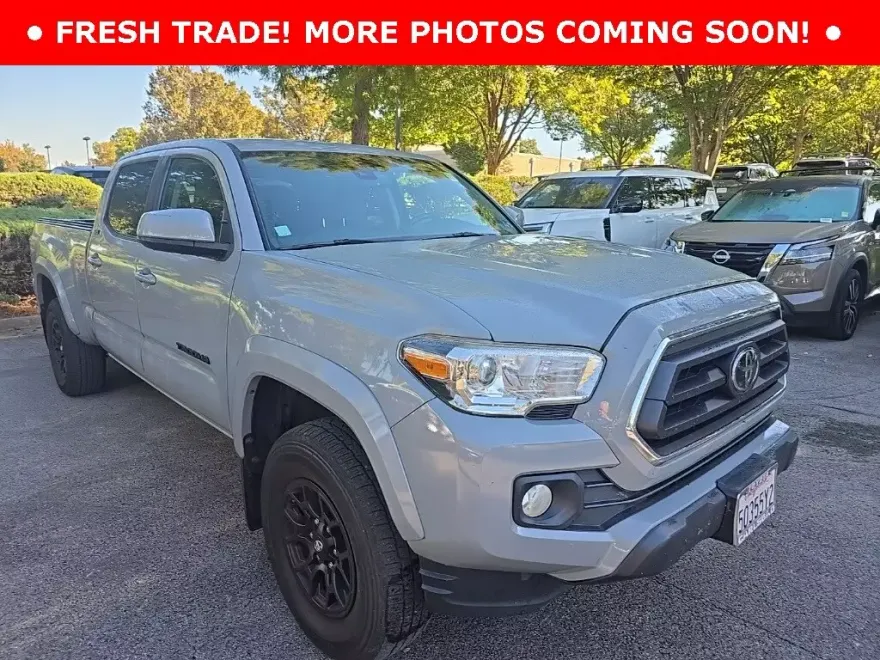 2020 Toyota Tacoma SR5 photo 1