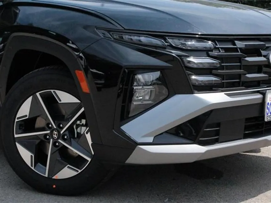 2026 Hyundai Tucson SEL photo 1