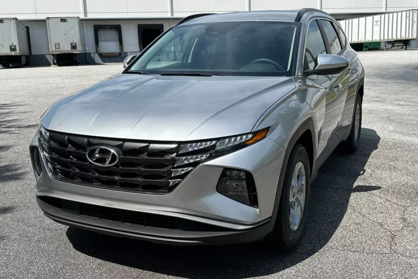 2024 Hyundai Tucson SEL photo 1