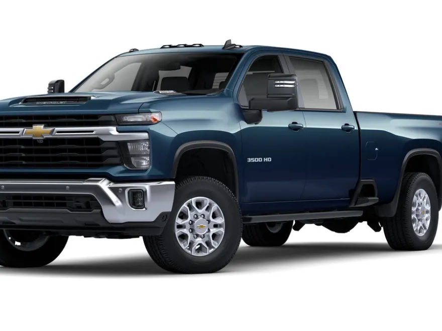 2025 Chevrolet Silverado 3500HD LT photo 1