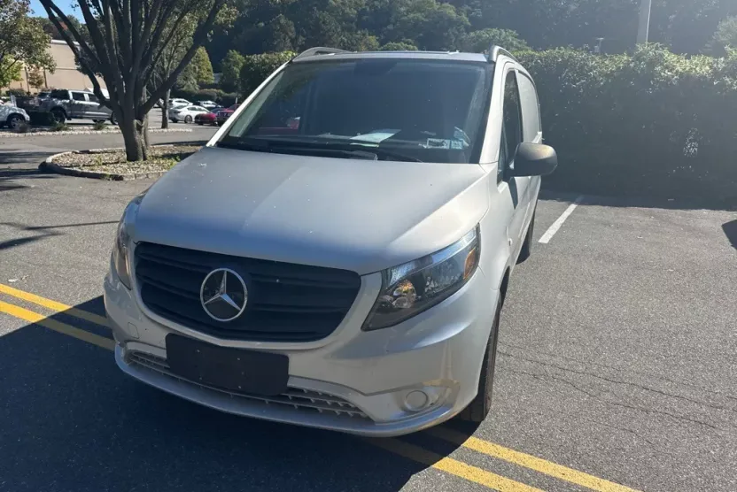 2021 Mercedes Benz Metris Cargo photo 1
