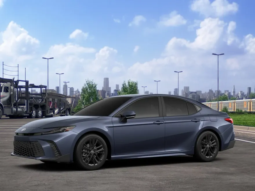 2026 Toyota Camry SE photo 1