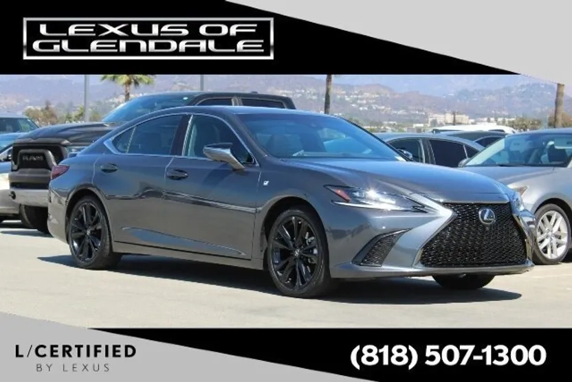 2024 Lexus ES 300h photo 1