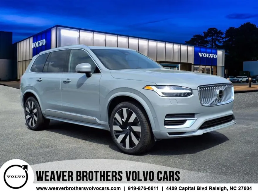 2024 Volvo XC90 T8 Ultimate photo 1