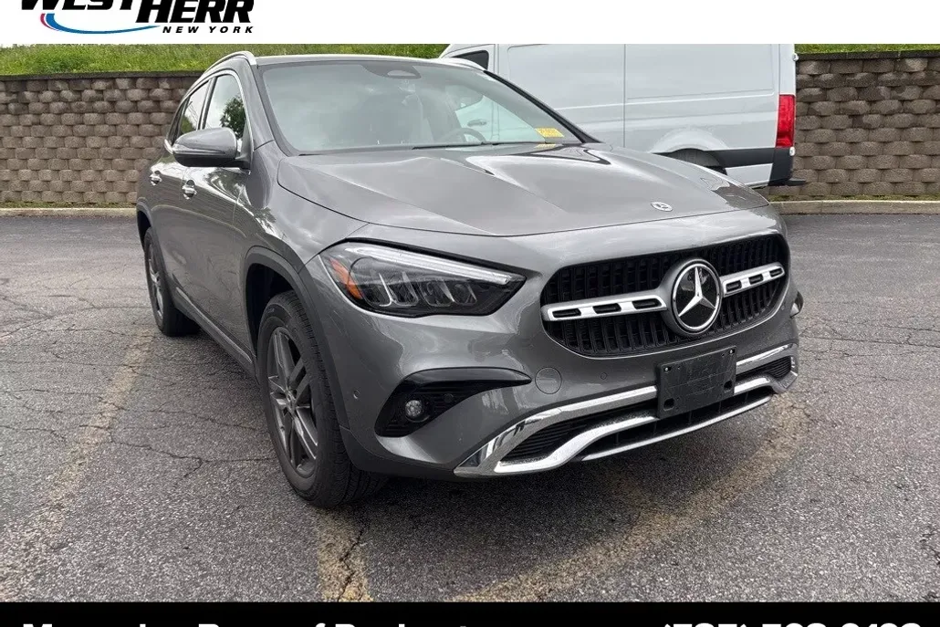 2025 Mercedes Benz GLA 250 4MATIC photo 1
