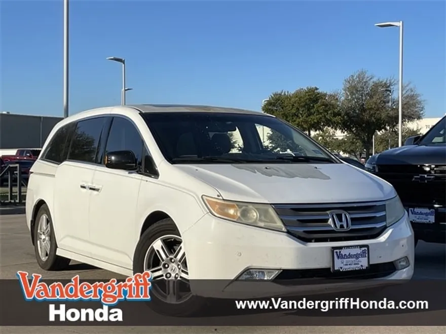 2011 Honda Odyssey Touring Elite photo 1