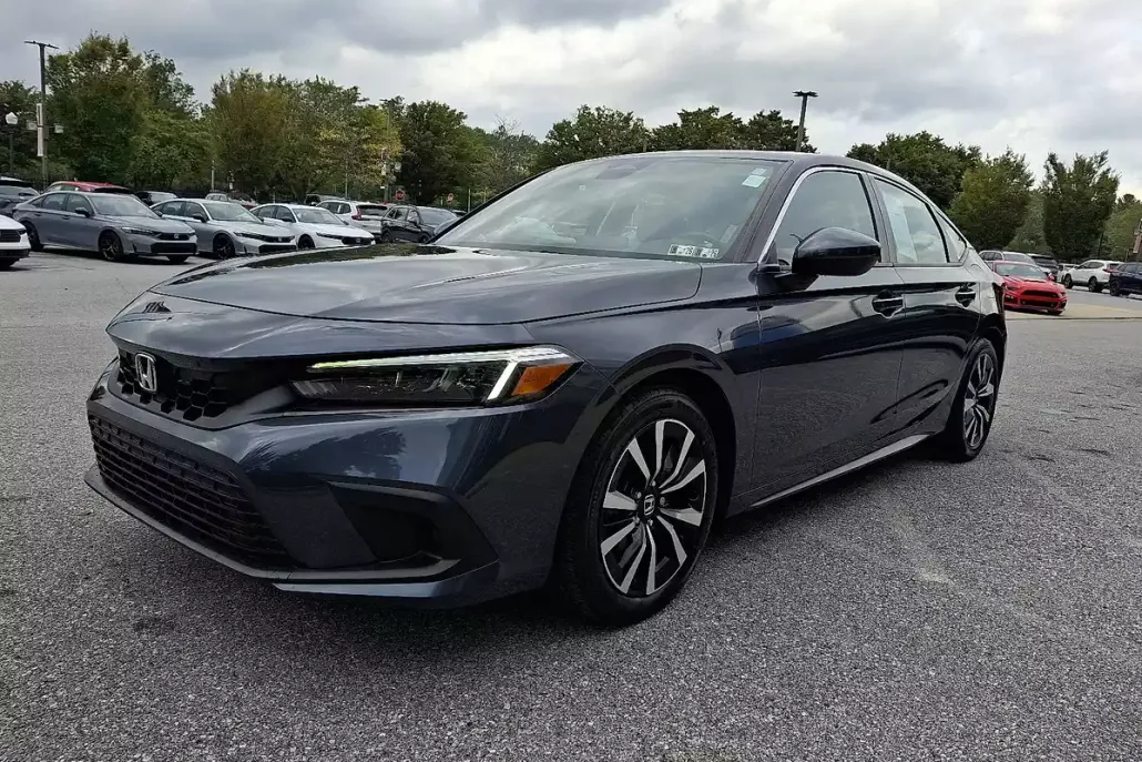 2022 Honda Civic EX-L Hatchback photo 1
