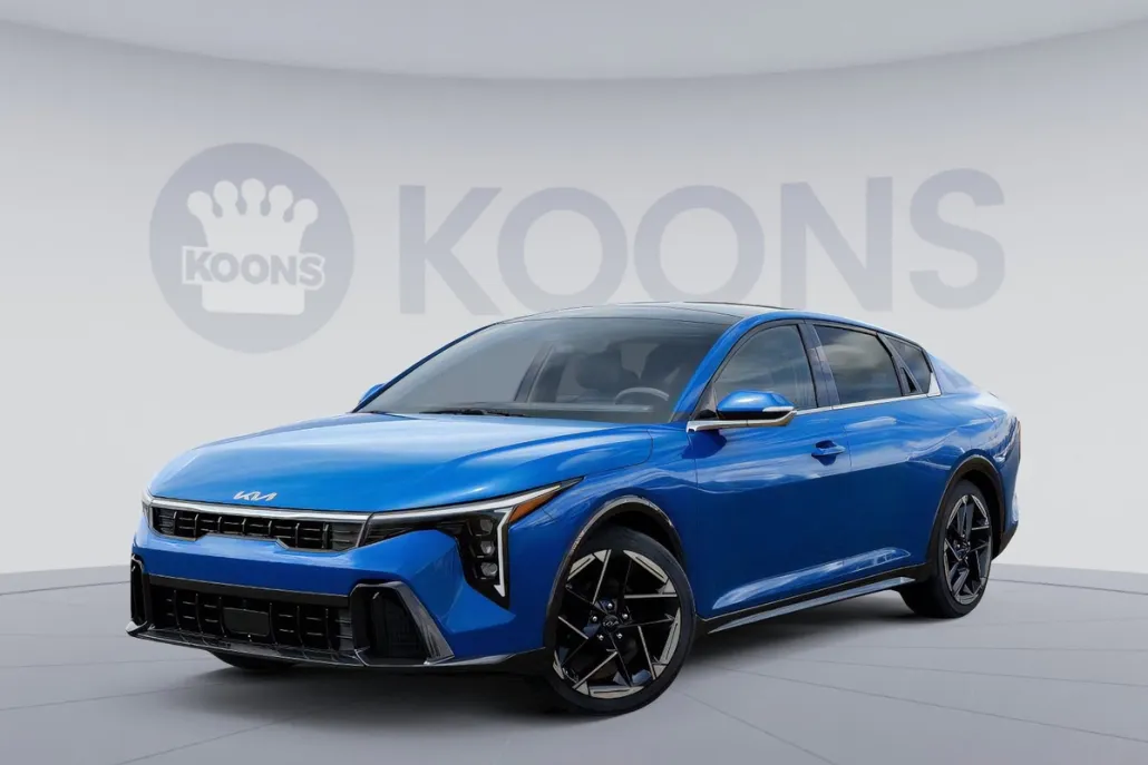 2025 Kia K4 GT-Line photo 1