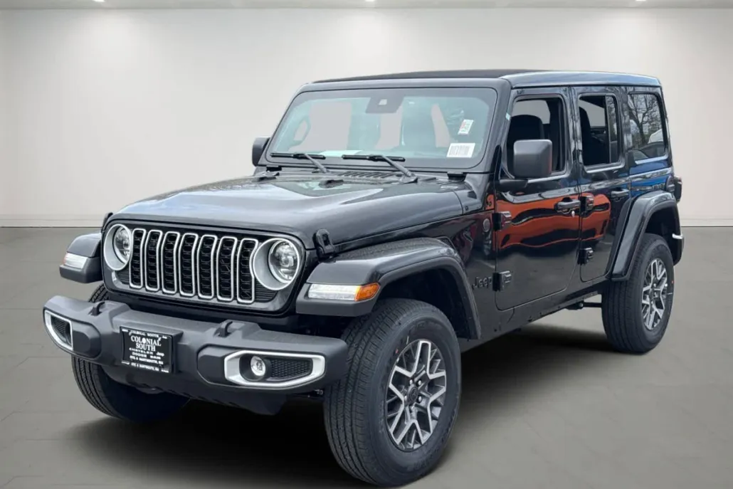 2025 Jeep Wrangler Sahara photo 1