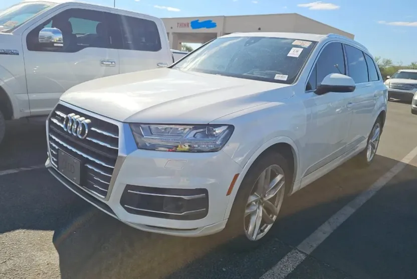 2018 Audi Q7 Prestige photo 1
