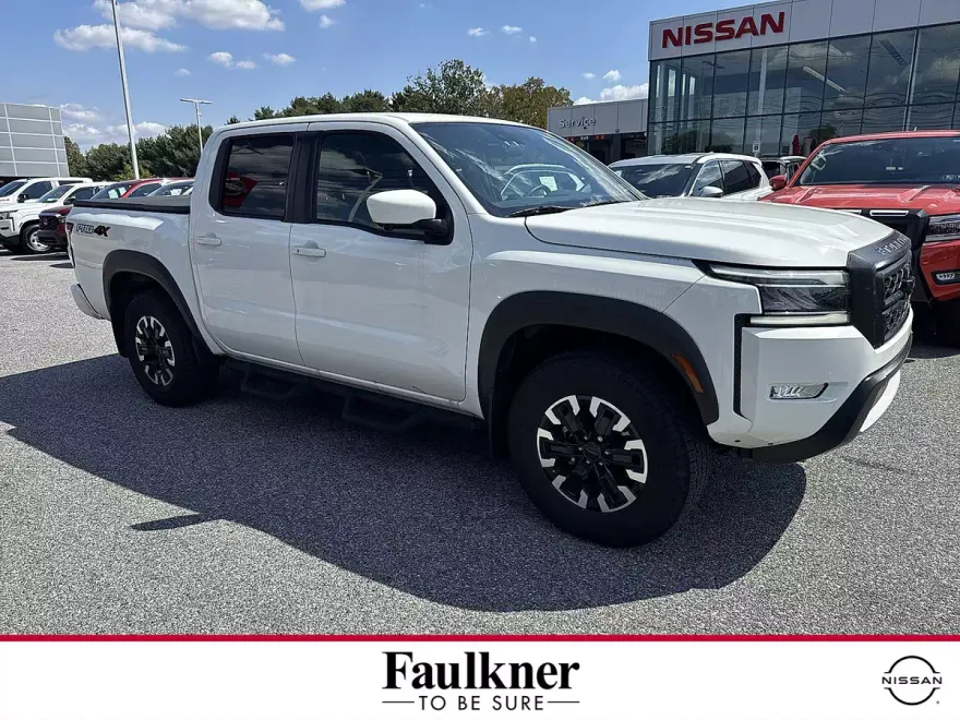 2024 Nissan Frontier Crew Cab PRO-4X photo 1