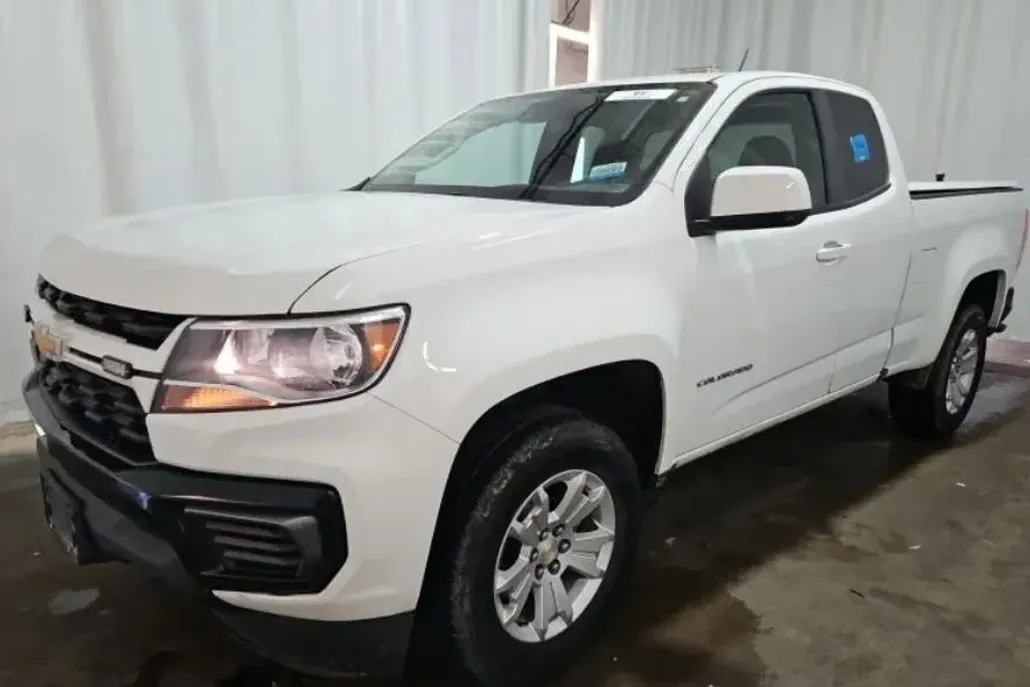 2022 Chevrolet Colorado LT photo 1