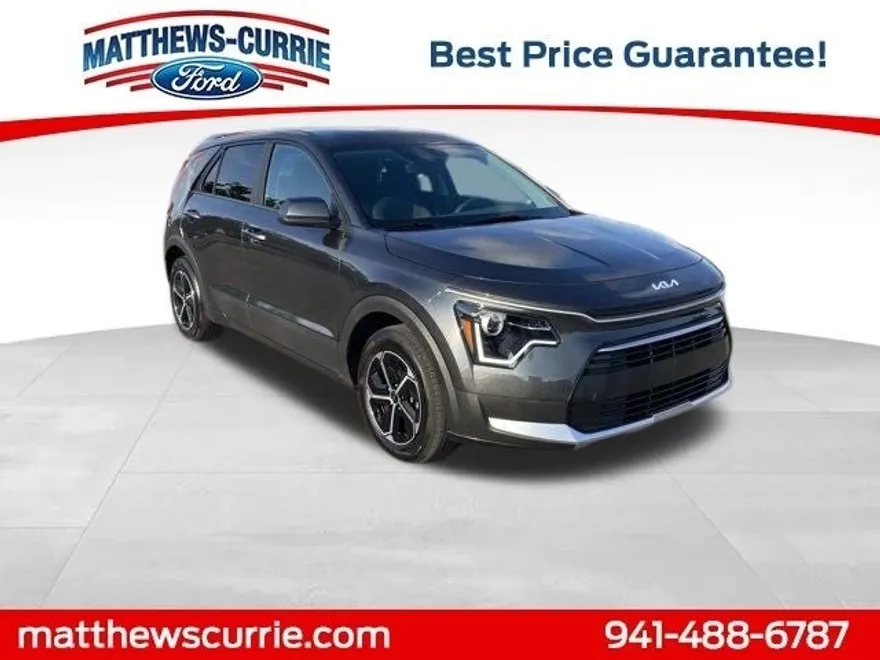 2025 Kia Niro LX photo 1