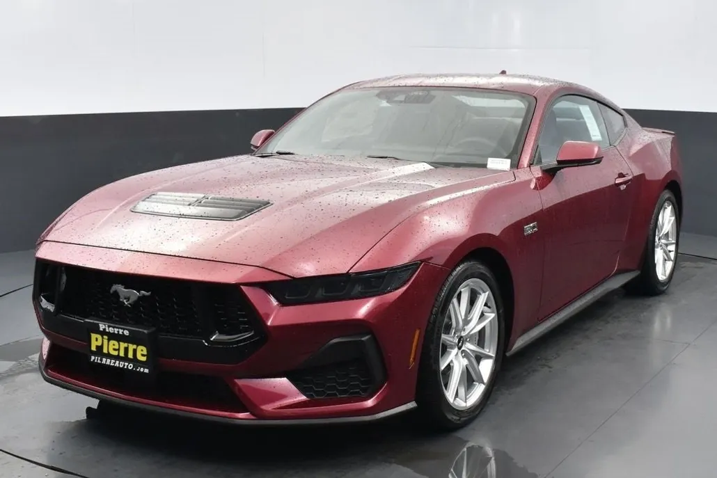 2025 Ford Mustang GT Premium photo 1