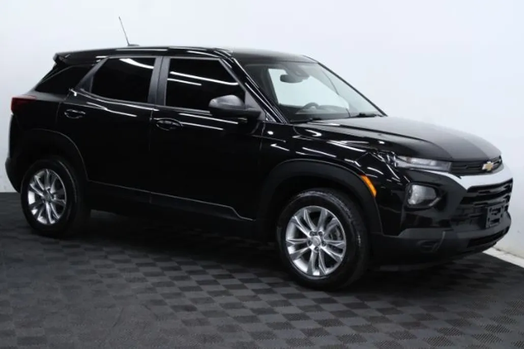 2021 Chevrolet Trailblazer LS photo 1