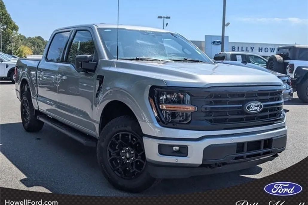 2025 Ford F-150 XLT photo 1