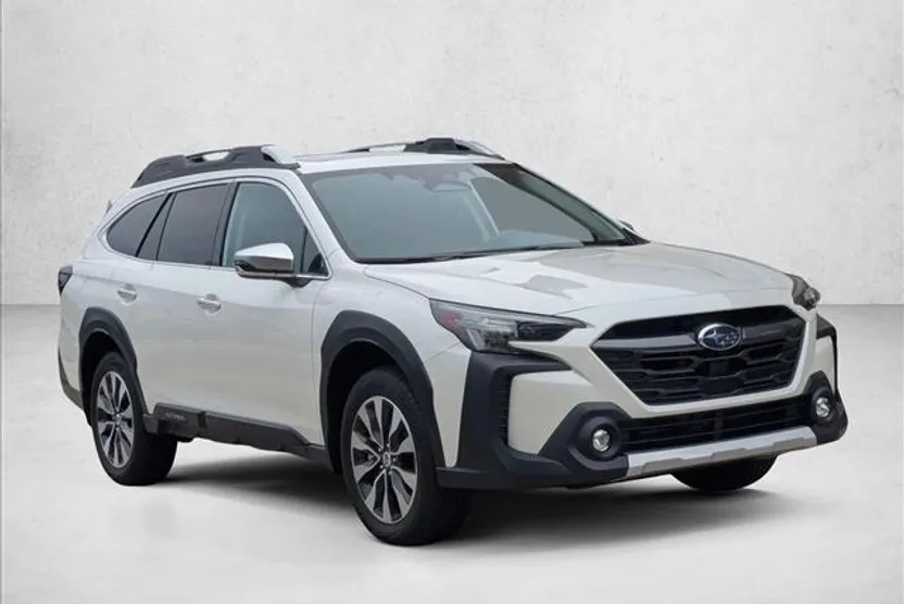 2024 Subaru Outback Touring XT photo 1