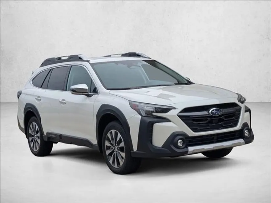2024 Subaru Outback Touring XT photo 1