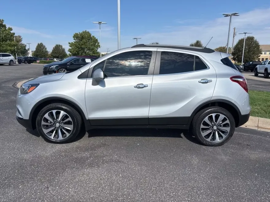 2022 Buick Encore Preferred photo 1