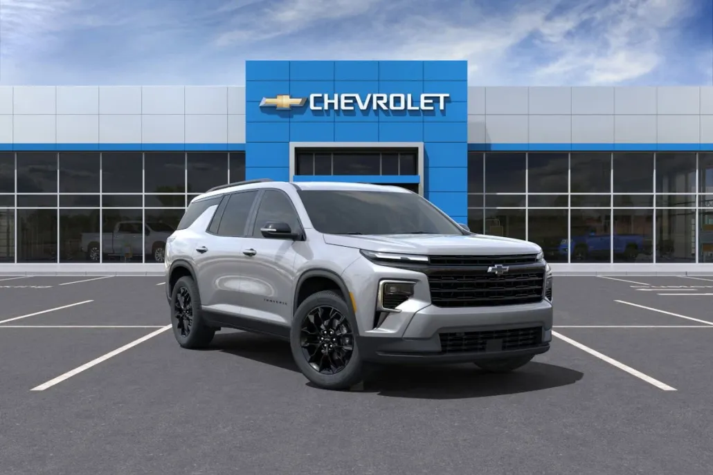 2025 Chevrolet Traverse photo 1