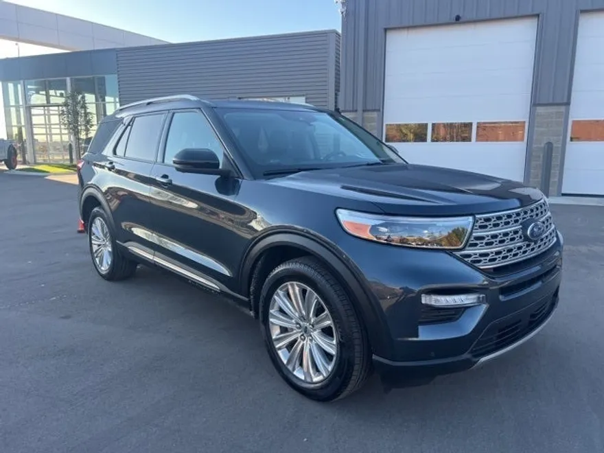 2022 Ford Explorer Limited photo 1