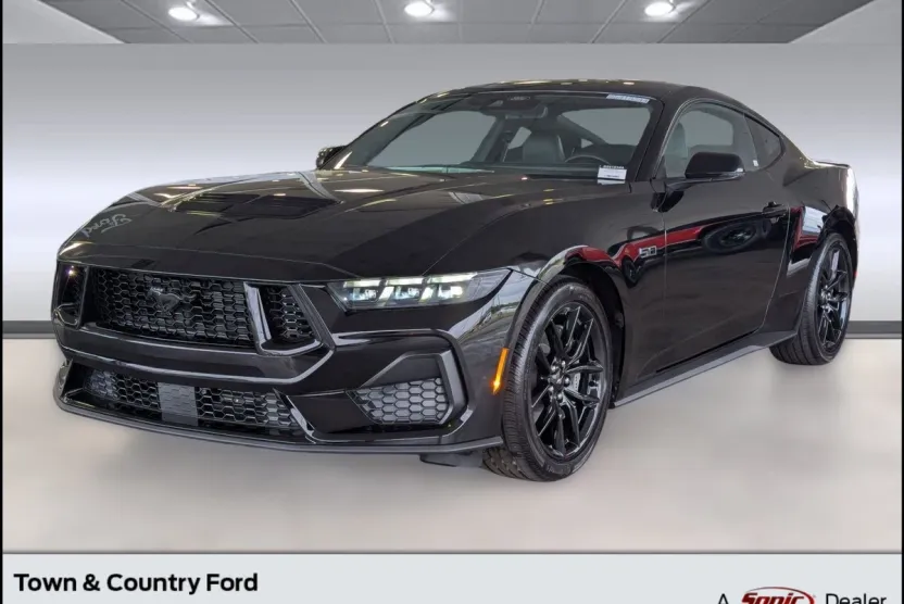 2025 Ford Mustang GT Premium photo 1