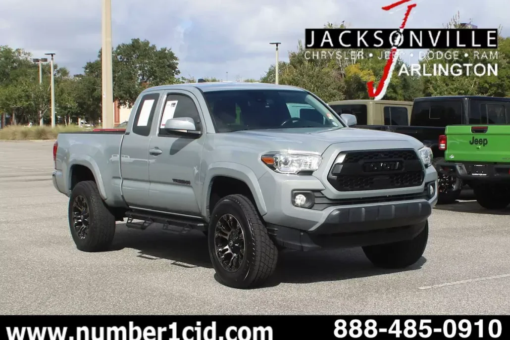 2021 Toyota Tacoma SR5 V6 photo 1