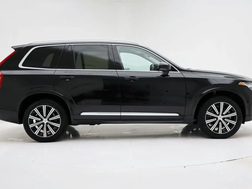 2024 Volvo XC90 B5 Core photo 1