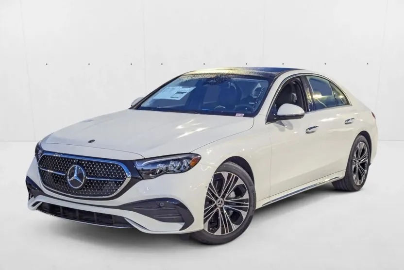 2026 Mercedes Benz E 350 4MATIC Sedan photo 1