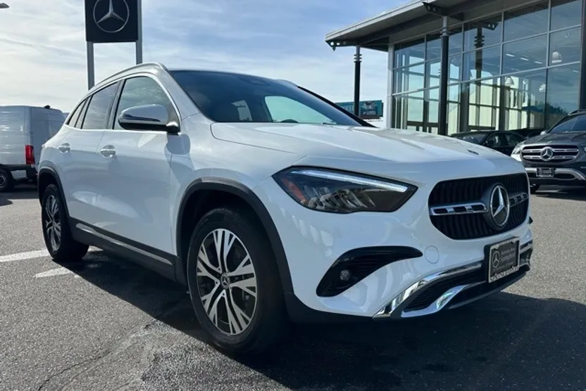 2025 Mercedes Benz GLA 250 4MATIC photo 1