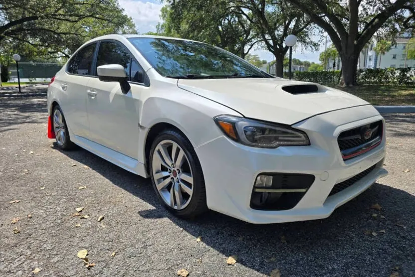 2016 Subaru WRX Base photo 1