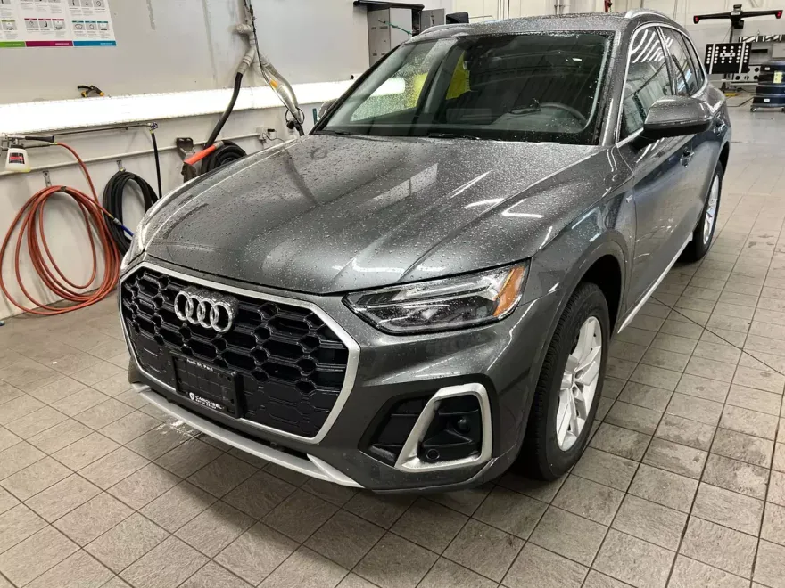 2024 Audi Q5 45 S line Premium photo 1